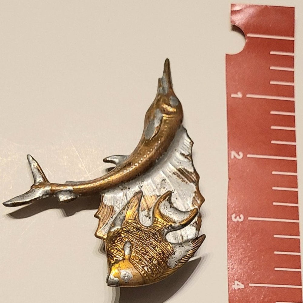 **4/$13** Brooch - Picture 7 of 8